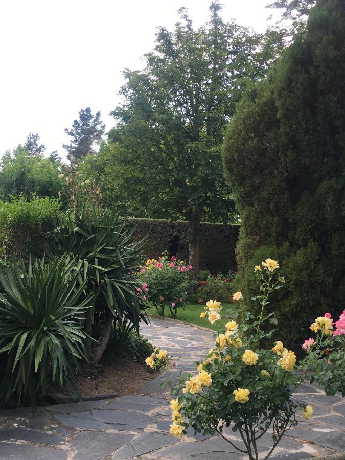 Villa Aurelia - Casa De Campo Con Jardin Y Piscina Entre Madrid Y Segovia Ортигоса-дель-Монте Экстерьер фото